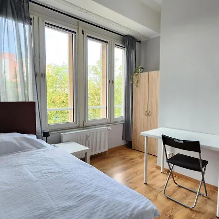 شقة Helle Mit Balkon Perfekt Fuer Monteure Und Arbeiter روزلسهايم