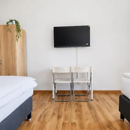 Helle Mit Balkon Perfekt Fuer Monteure Und Arbeiter Appartement Rüsselsheim
