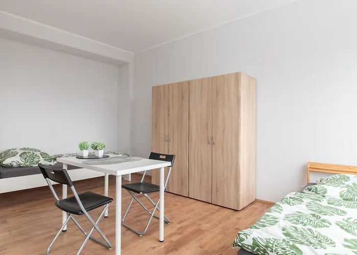 Helle Mit Balkon Perfekt Fuer Monteure Und Arbeiter * Ruesselsheim
