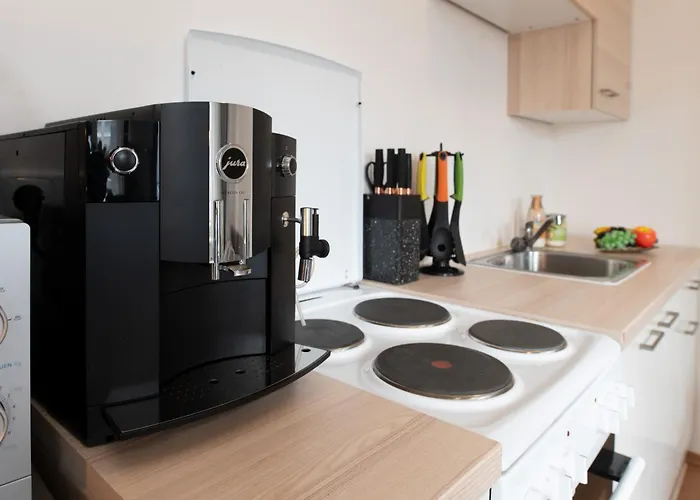 Helle Mit Balkon Perfekt Fuer Monteure Und Arbeiter Apartmán