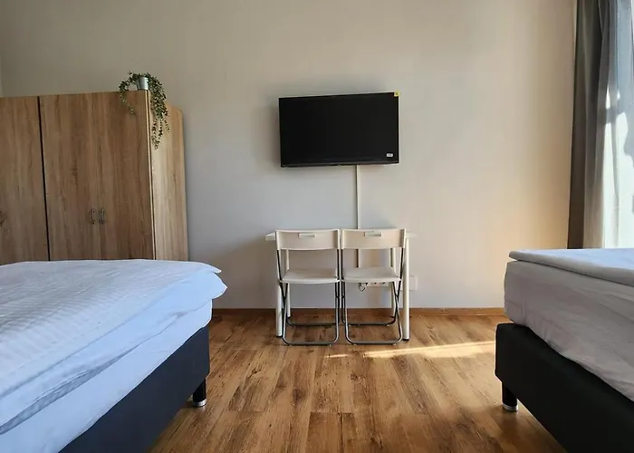 Helle Mit Balkon Perfekt Fuer Monteure Und Arbeiter * Ruesselsheim